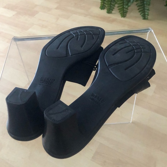 MUNRO AMERICAN Jill Black Wedge Stretch Slides 9.5 - Picture 9 of 12